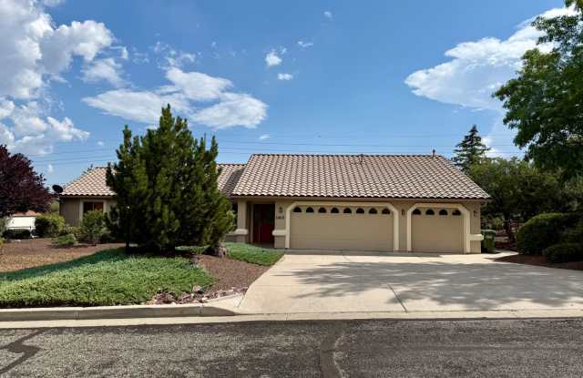 Beautiful 4-Bedroom Home in Desirable Prescott Neighborhood photos photos