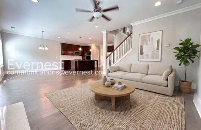 6010 Winding Lakes Drive Gallery 3