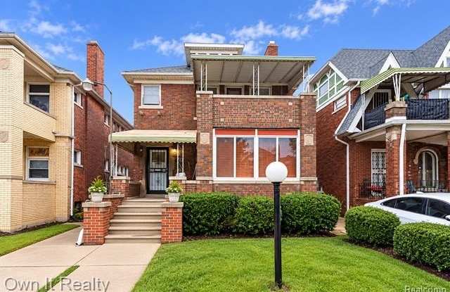 3290 Calvert Street Gallery 1