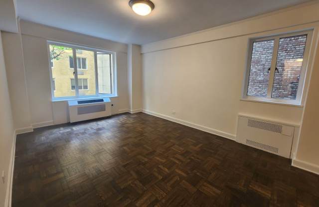 40 Central Park South Gallery 2