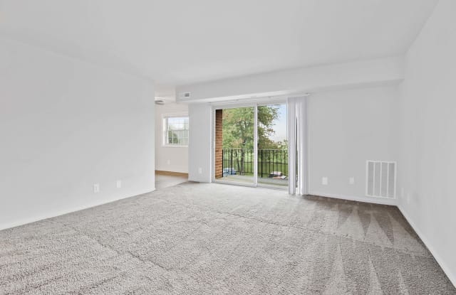Dunhill North Apartments Gallery 3