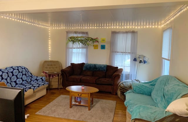 9 Lathrop Street -A Gallery 3