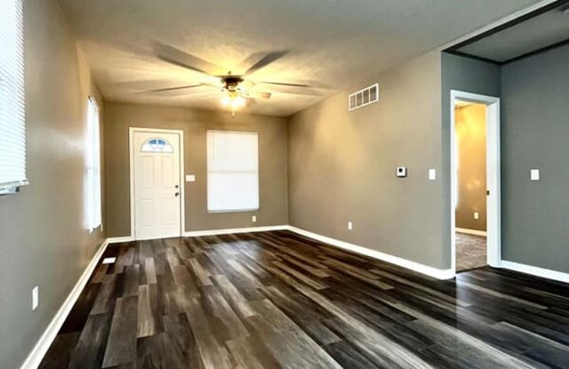 1314 N 24 - 1314 North 24th Street, Lincoln, NE 68503