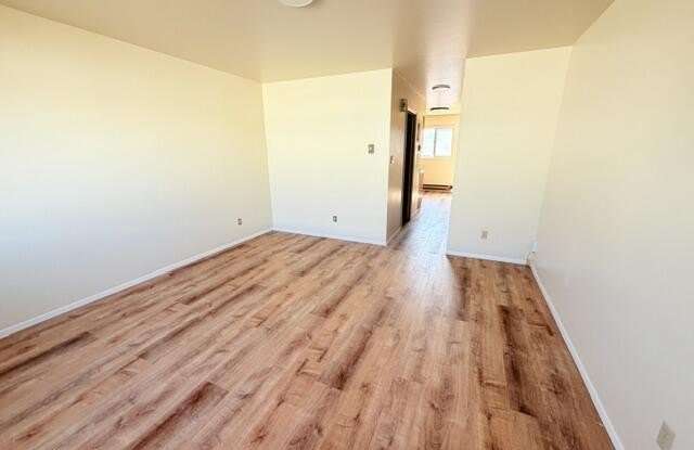 343 W Lincoln Avenue #5 Gallery 3