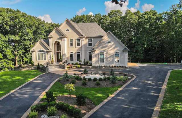 16620 DRESSER HILL Drive Gallery 3