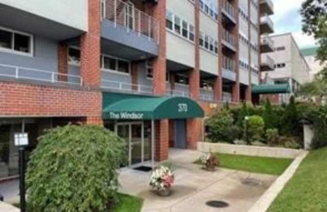 370 Westchester Avenue photos photos 370 Westchester Avenue photos photos