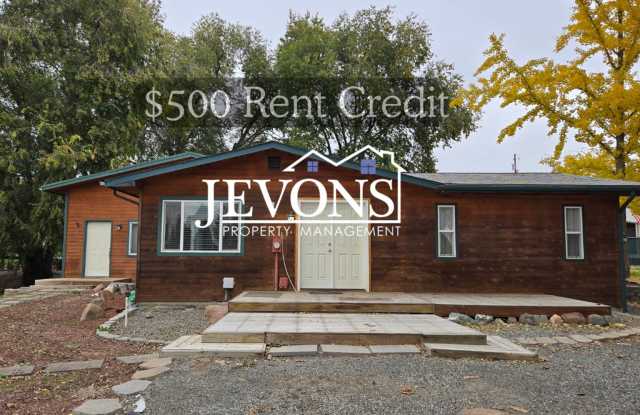 Move-in Special: $500 off your first month’s rent. Cozy 4-bedroom home with a fully equipped kitchen, located in a quiet residential area in East Yakima - Convenient access to local grocery stores and markets! - 503 North 33rd Street, Terrace Heights, WA 98901 Move-in Special: $500 off your first month’s rent. Cozy 4-bedroom home with a fully equipped kitchen, located in a quiet residential area in East Yakima - Convenient access to local grocery stores and markets! - 503 North 33rd Street, Terrace Heights, WA 98901