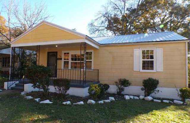 1405 33rd Street Ensley Gallery 2