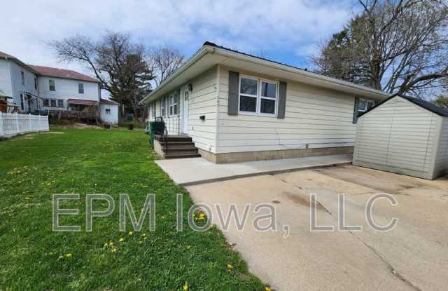 107 8th Ave NE photos photos