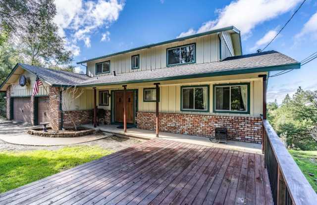 17780 Redberry Ln Gallery 2