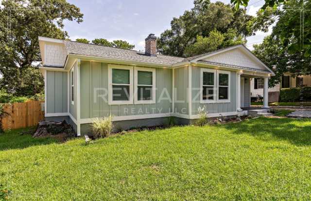 Gorgeous, Spacious Spring Hill Home! Gallery 4