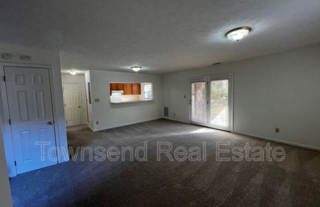 1051-4 Ancestry Dr. - 1051 Ancestry Drive, Fayetteville, NC 28304