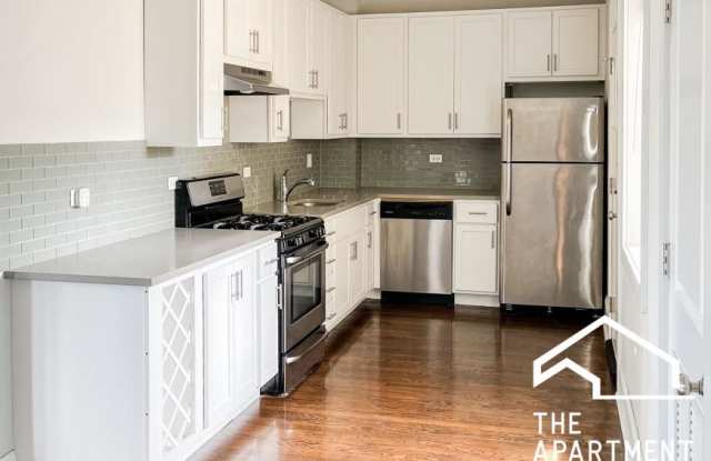 2209 West Foster Ave. photos photos