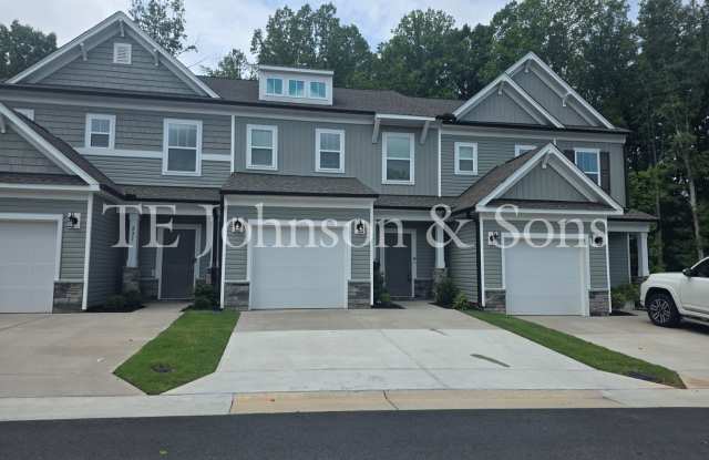 Beautiful 3 Bedroom Home with Quartz Countertops, Kitchen Island and One Car Garage in Greensboro photos photos