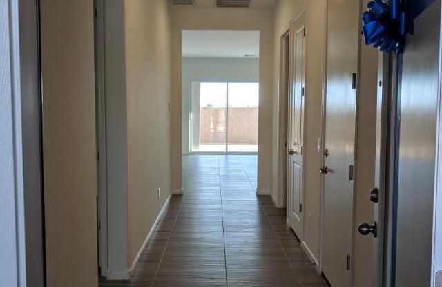 239 E DESERT BROOM Drive Gallery 4