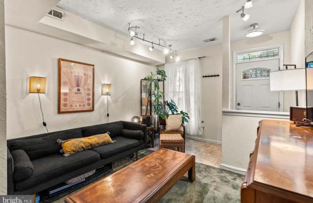 1537 MARION STREET NW photos photos