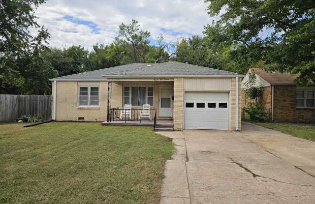 2415 South Poplar Drive - 2415 South Poplar Drive, Wichita, KS 67216