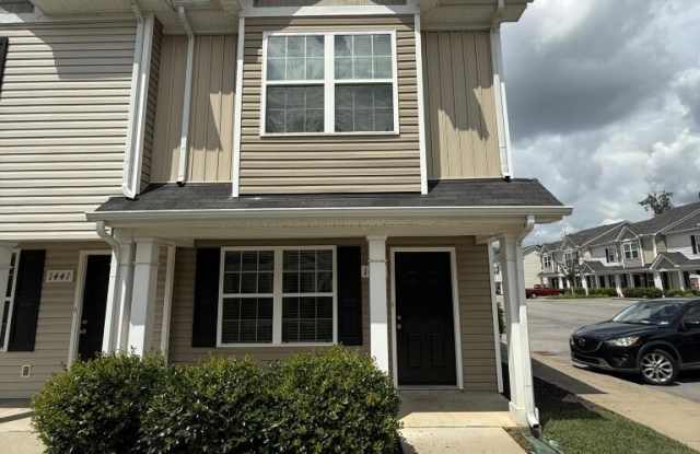1443 Snow St. photos photos