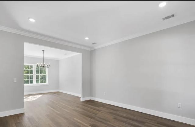 65 Plantation Road Gallery 2