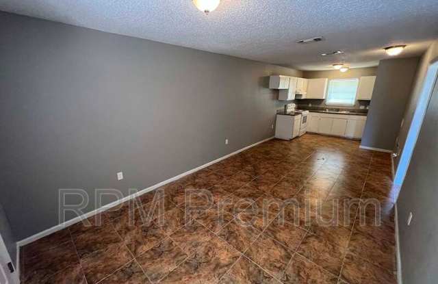 5057 Baker Blvd. Gallery 4