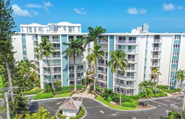 1300 GULF SHORE Boulevard N Gallery 1