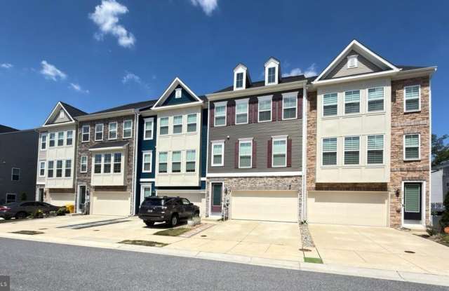 Stunning 4bd 3.5bth Townhome in the Enclave at Waugh Chapel photos photos