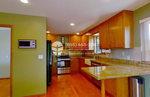 9201 Spear Place South - 9201 Spear Place South, Seattle, WA 98118