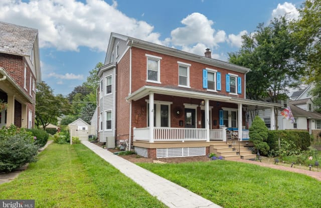 339 SHARPLESS STREET - 339 Sharpless Street, West Chester, PA 19382