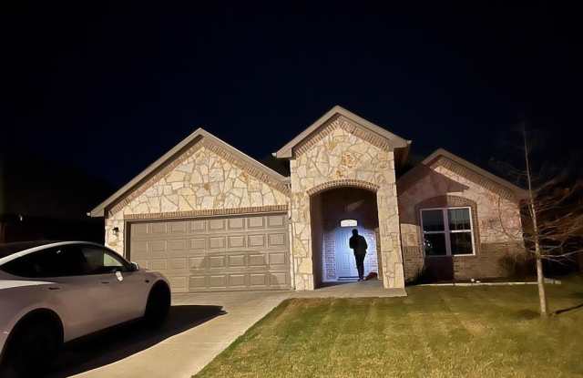 1001 Hardaway Drive photos photos