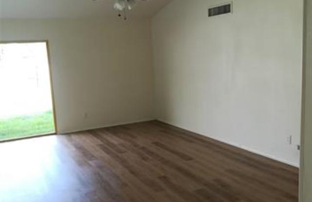 718 Spring Lake Drive Gallery 2