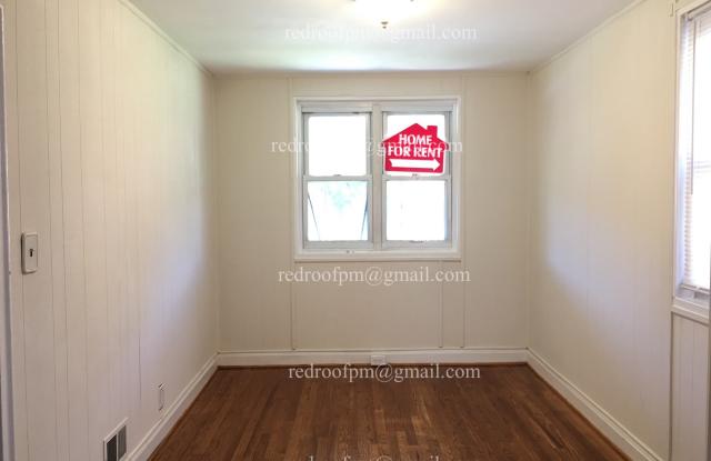 1216 N. Augusta Ave Gallery 3
