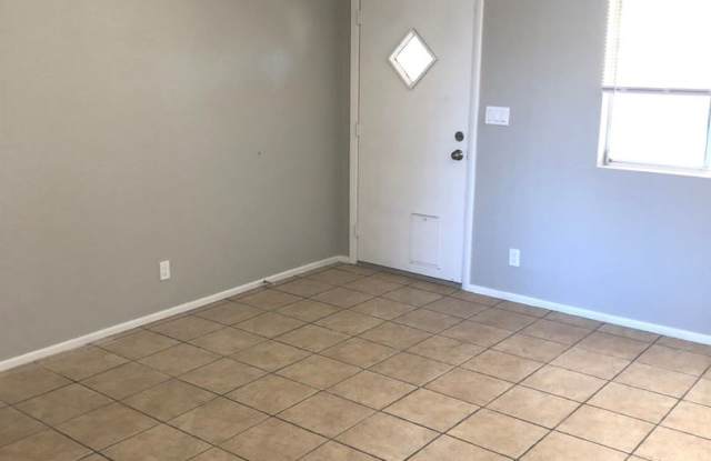 1457 E. Dana Ave. Gallery 3