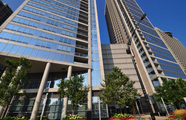 600 N Lake Shore Drive photos photos