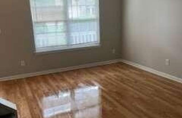 5335 Willow Park Boulevard Gallery 3