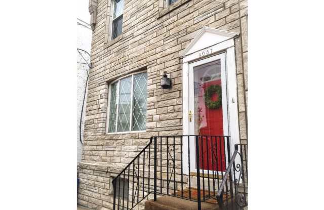Charming Renovated Twin in the Heart of Manayunk | $2,250/Month photos photos Charming Renovated Twin in the Heart of Manayunk | $2,250/Month photos photos