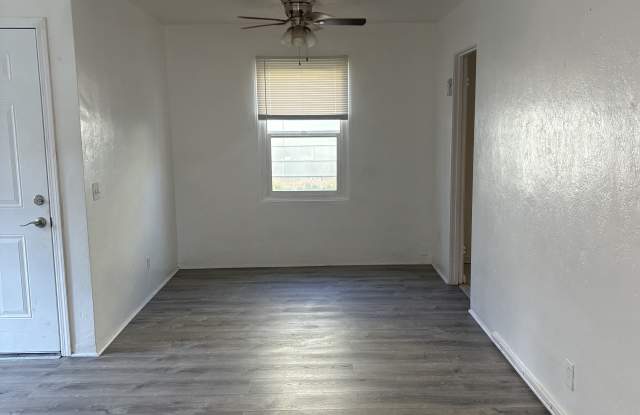 4222 Dunsmuir Ave Gallery 4