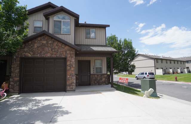 1923 N 300 W photos photos