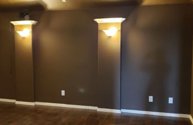 1313 Wheatear Dr Gallery 4