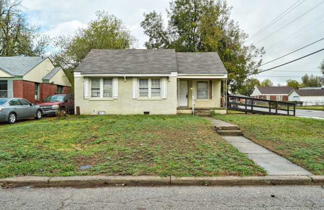 Cozy 2BD/1BTH Home Move In Ready Minutes from the Highway! - 2135 Hardin Drive, Oklahoma City, OK 73111