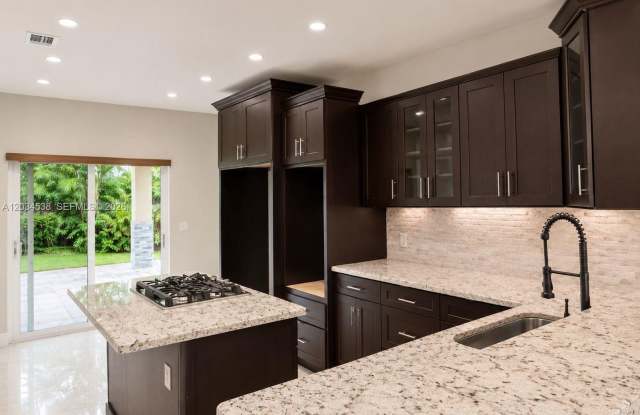 28407 SW 129th Place 28407, Homestead, FL 33033 - 1994 photos photos