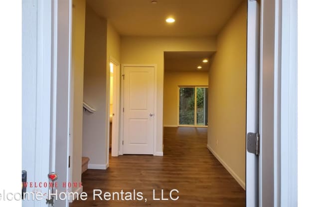 1805 Butler Ct. NW Gallery 2