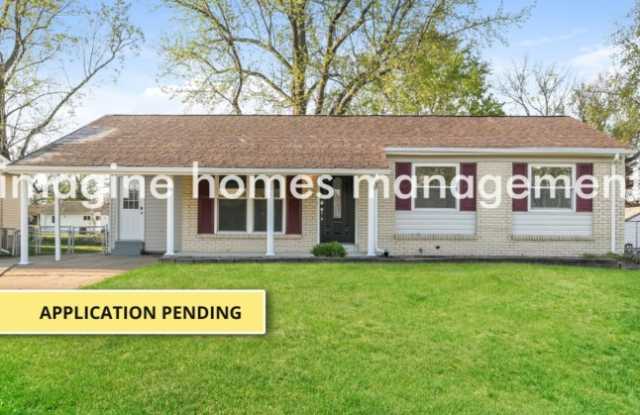 12064 Charleston Drive - 12064 Charleston Drive, Maryland Heights, MO 63043