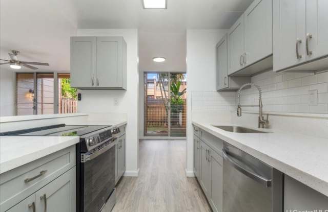 94-325 Anania Drive Gallery 2