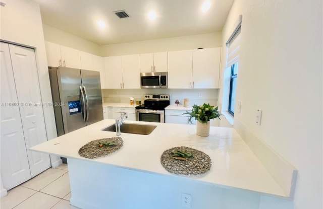 11906 SW 245 Terr Gallery 2