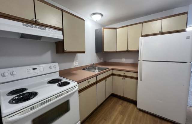 350 Buffinton St - 350 Buffinton Street, Fall River, MA 02721 350 Buffinton St - 350 Buffinton Street, Fall River, MA 02721