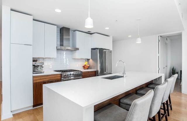523 S West Street photos photos