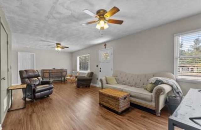 620 East New England Avenue photos photos