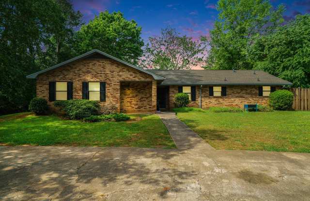 **AVAILABLE JULY 1ST** UPDATED 2 Bed/1.5 Bath Eastside Duplex photos photos