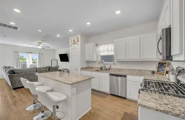 207 Marsh Lane photos photos