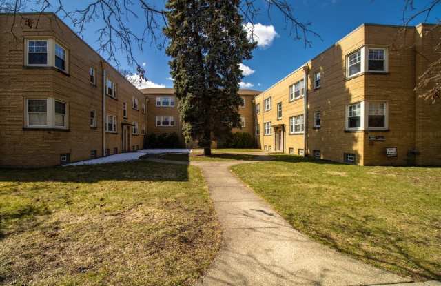 86 Lincoln Avenue - 86 Lincoln Avenue, Riverside, IL 60546